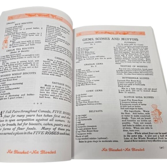 Vintage Five Roses Cookbook Bread and Pastry Classic Canadian Cookbook Softcover - Picture 12 of 16